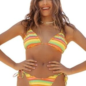 L*Space Maggie Triangle Bikini Top Under the Sun Stripe Size XS Style # UMGT22